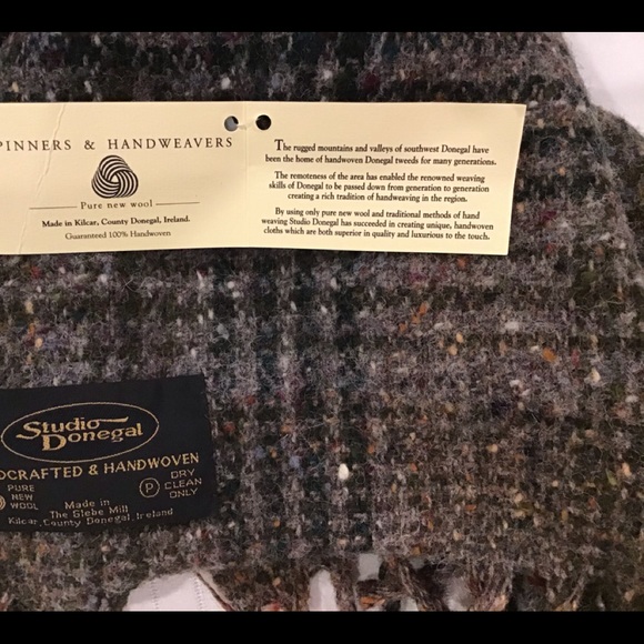 Studio Donegal Tweed Wool Throw - Picture 4 of 5